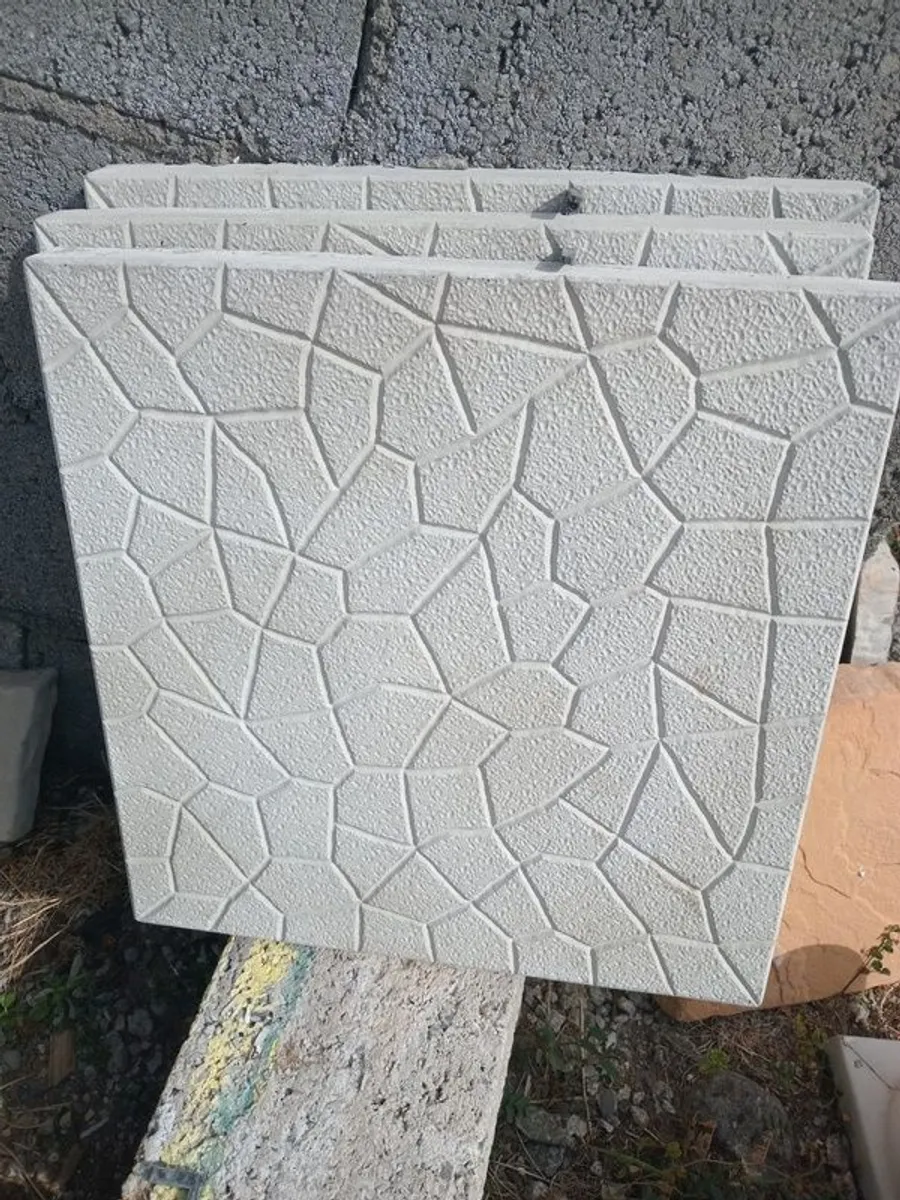 paving slabs  cracked ice - Image 2