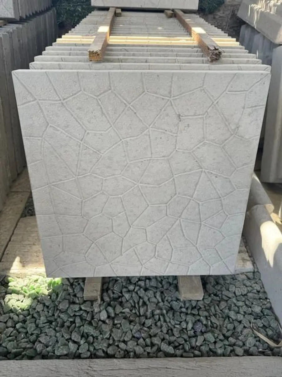 paving slabs  cracked ice - Image 3