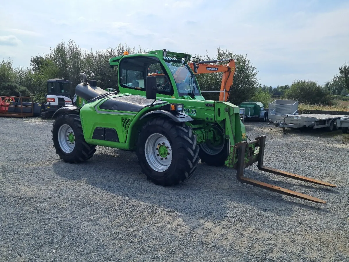2017 Merlo 42.7 telehandler - Image 3