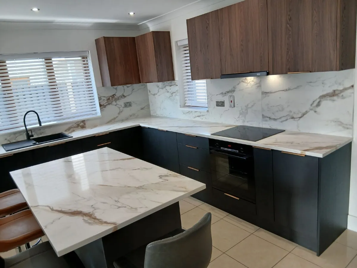 Kitchen Fitted - Image 4