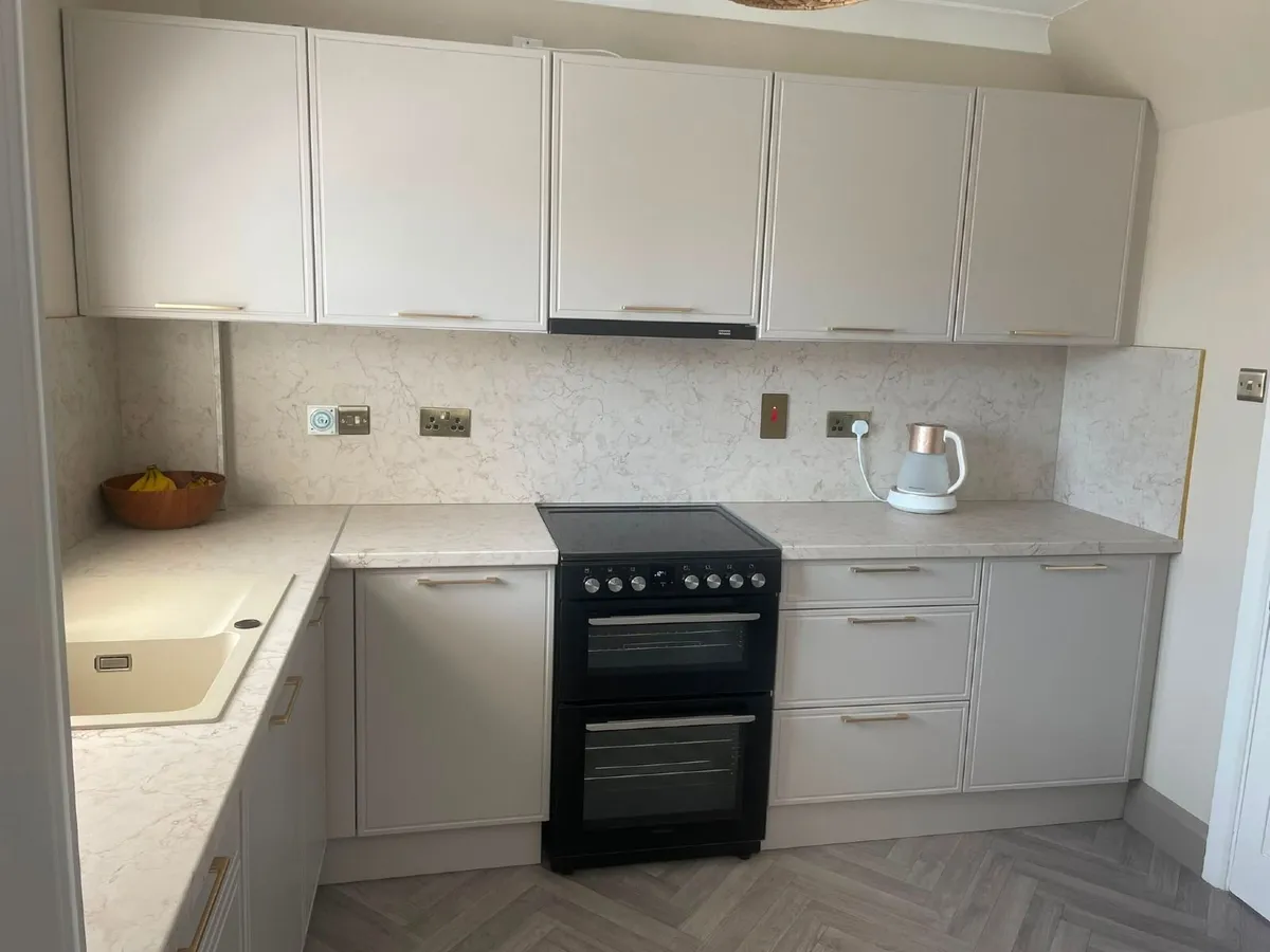 Kitchen - Image 2