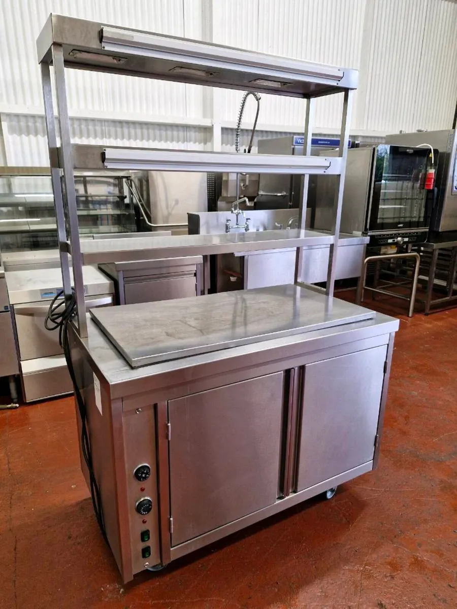 Hot Cupboard 3 Well Bain Marie with Heated Gantry - Image 2