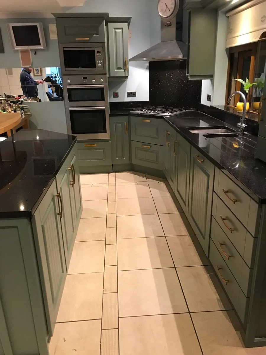 Kitchen - Image 3