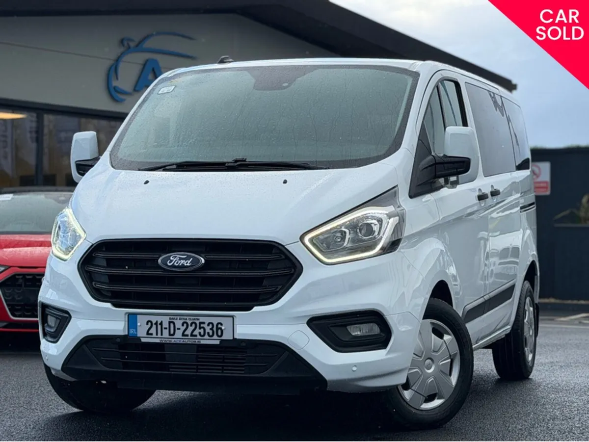 Ford Transit Custom ***DEPOSIT TAKEN*** 9 SEATER - - Image 1