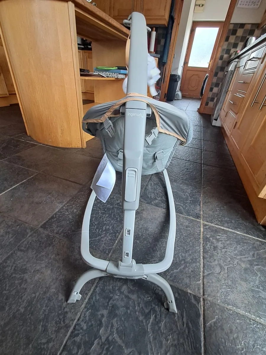 Baby bouncer/rocker - Image 2