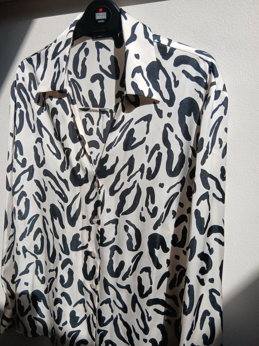 Ladies clothes bundle - Image 4