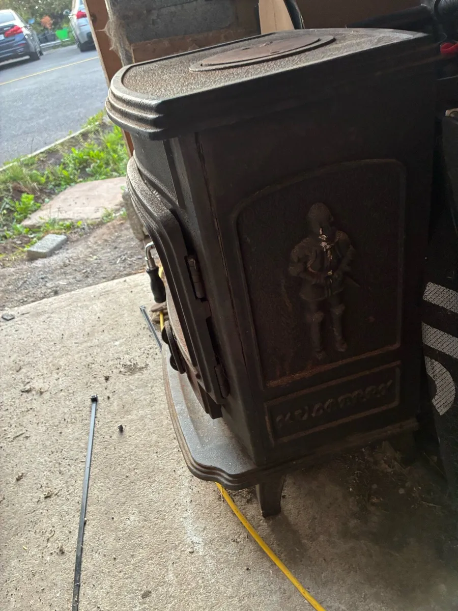 Cast iron stove - Image 3