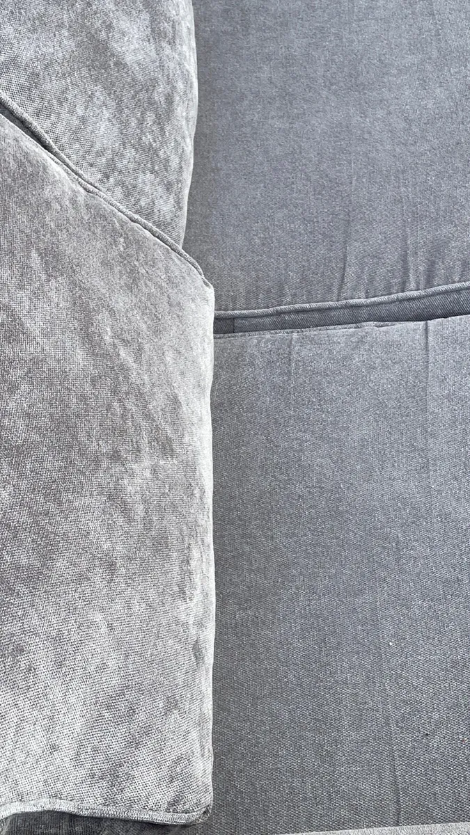 Grey Verona corner sofa + footstool - Image 4