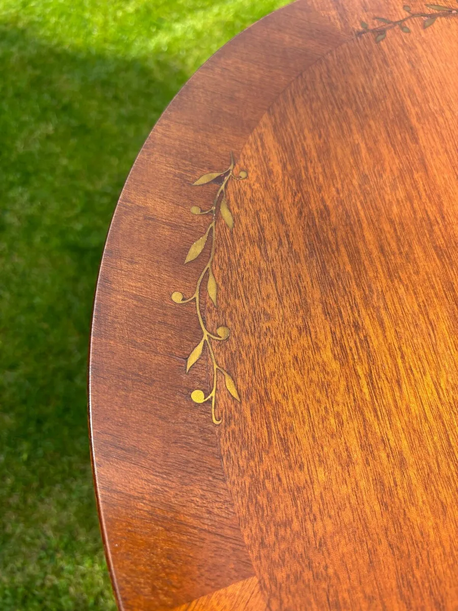 Repro George 111 style tripod base wine table - Image 3