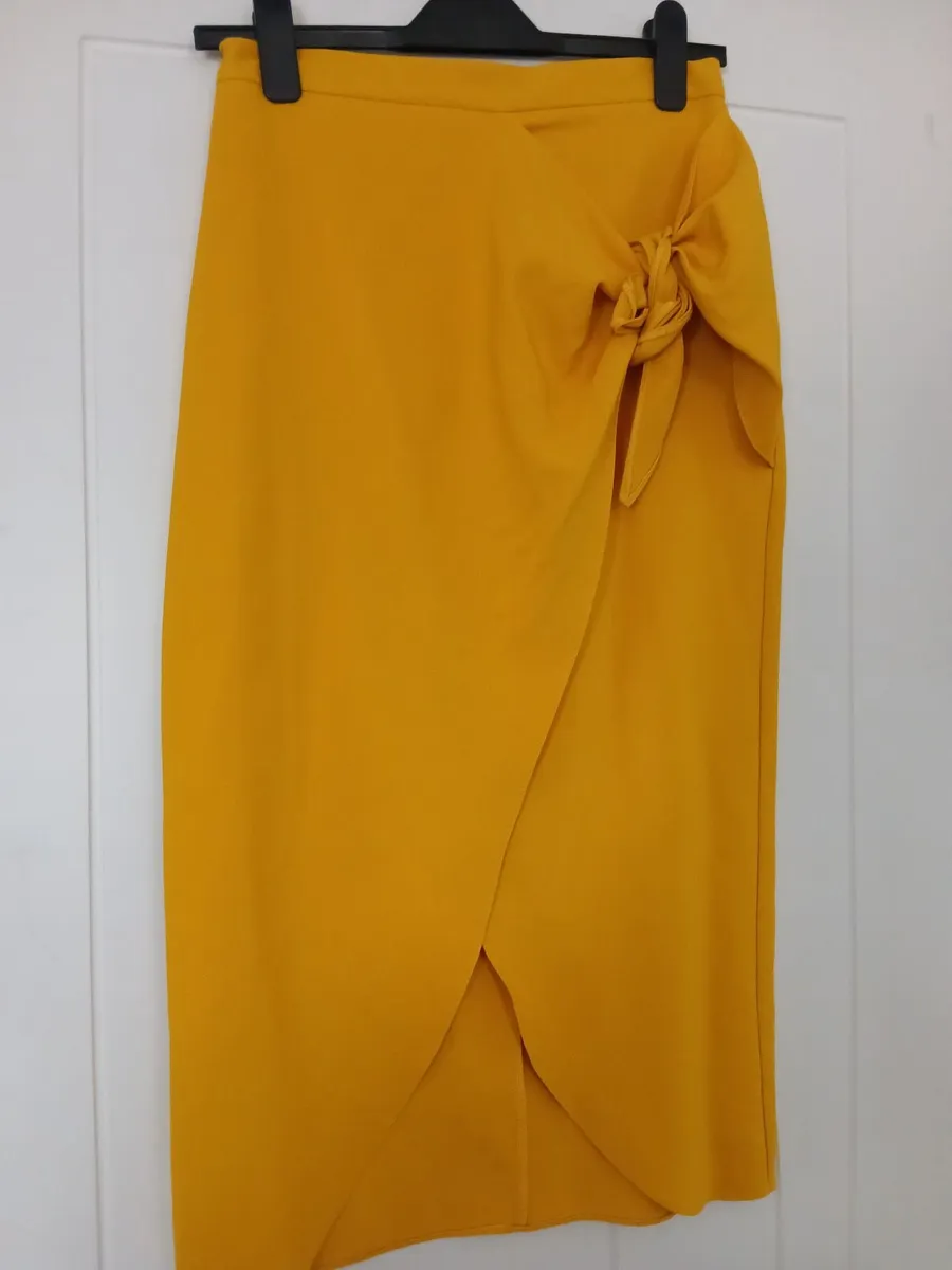 Ladies skirts - Image 3