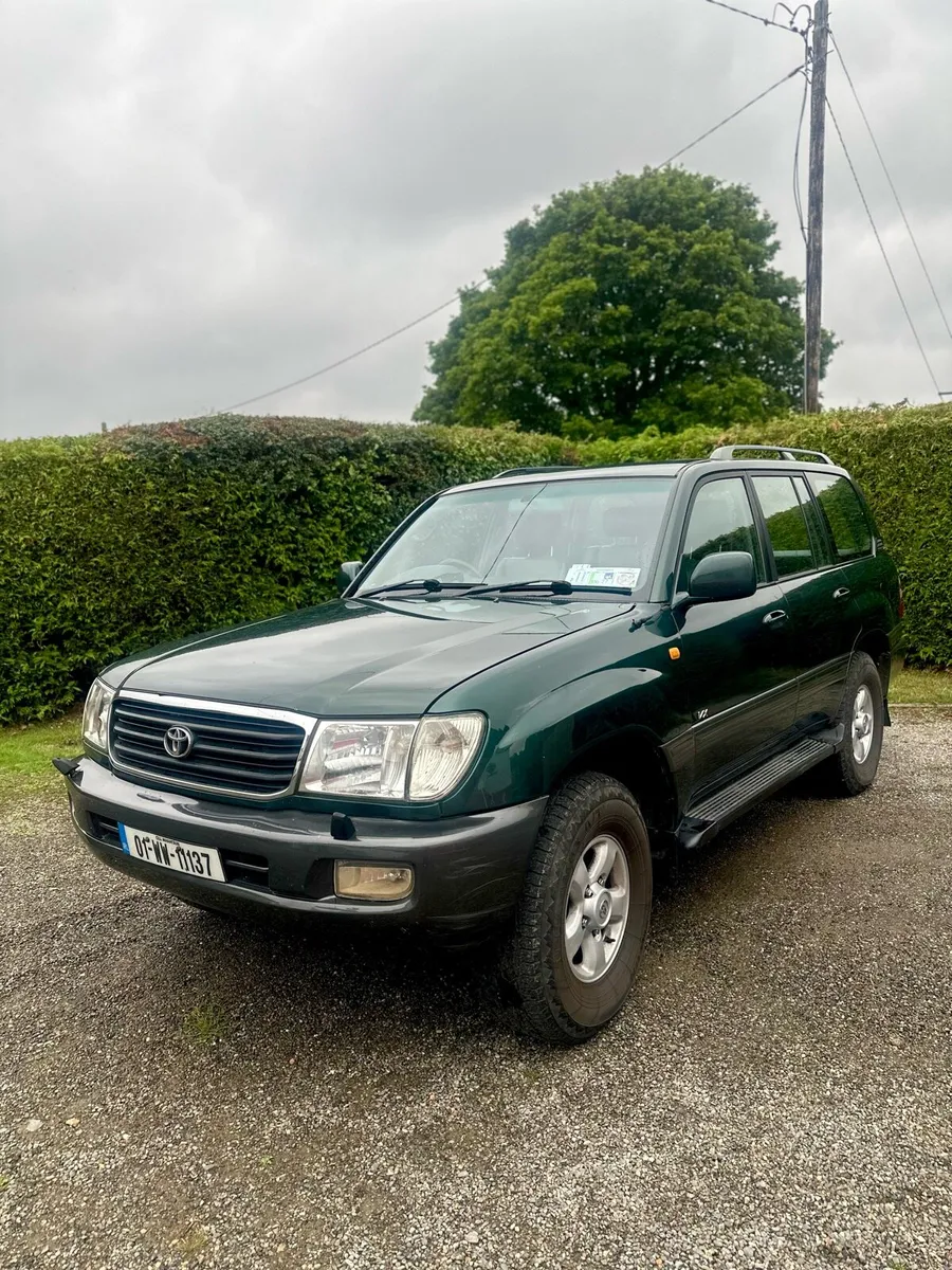 Toyota Amazon Land Cruiser - Image 1