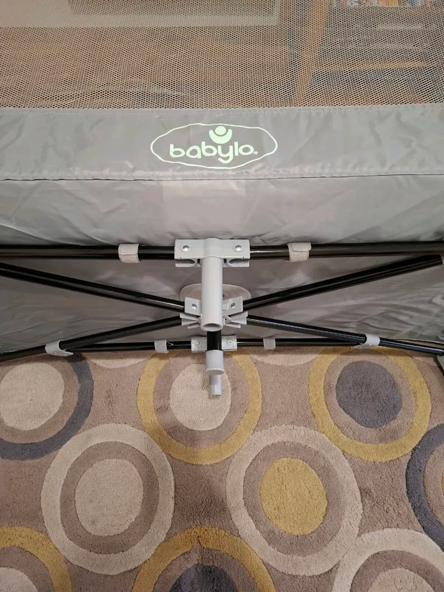 Travel Cot Babylo Alpha 4ft x 2ft Excellent - Image 4