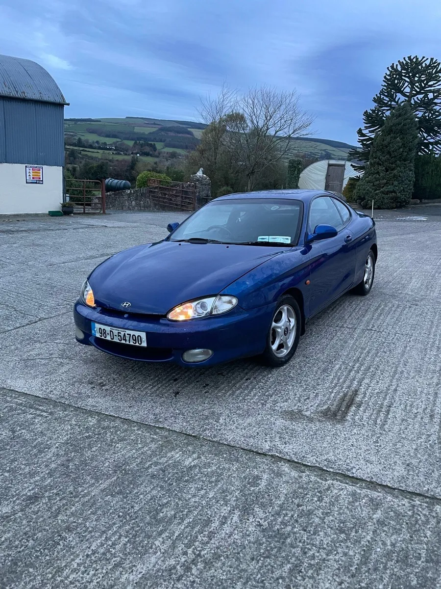 Hyundai Coupe - Image 4