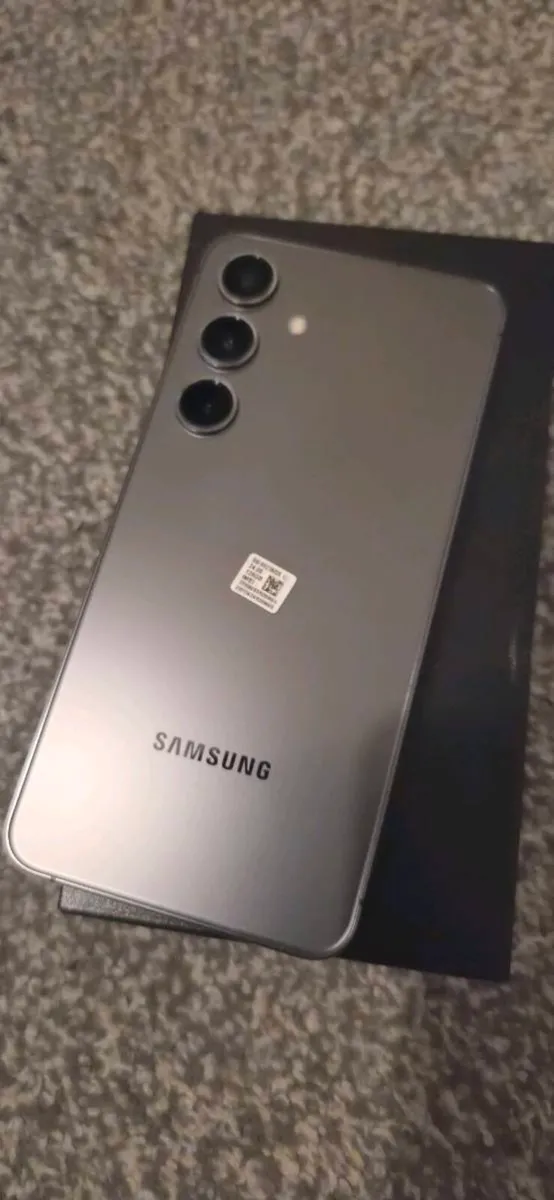 Samsung Galaxy S24 5g - Image 1