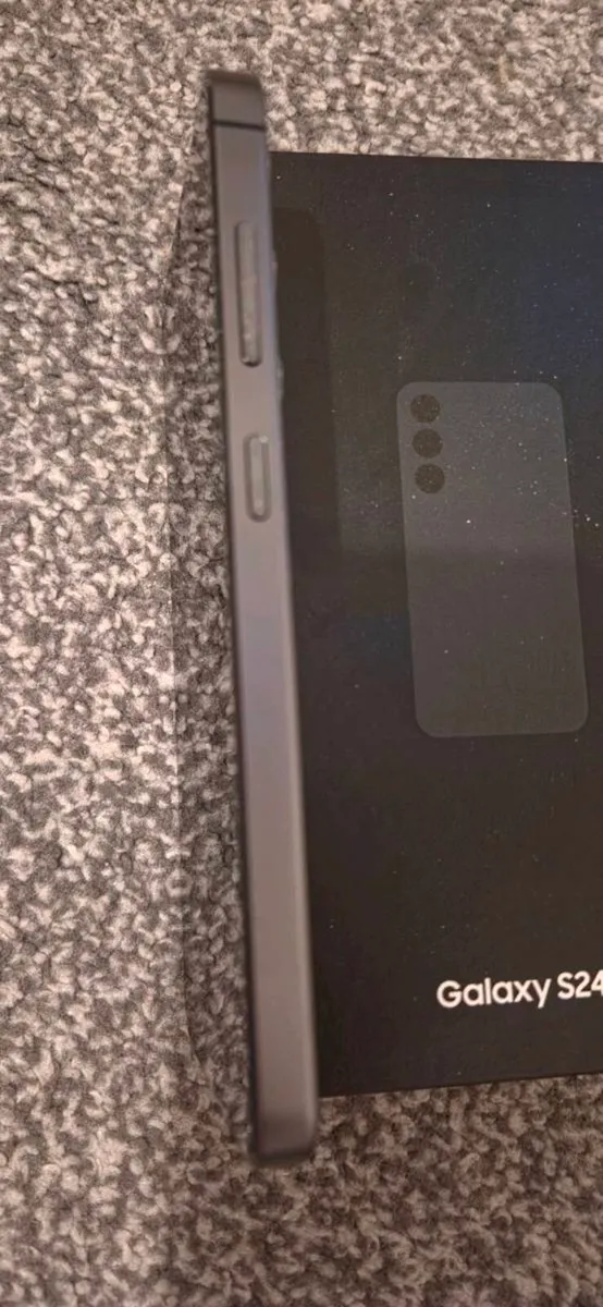 Samsung Galaxy S24 5g - Image 3