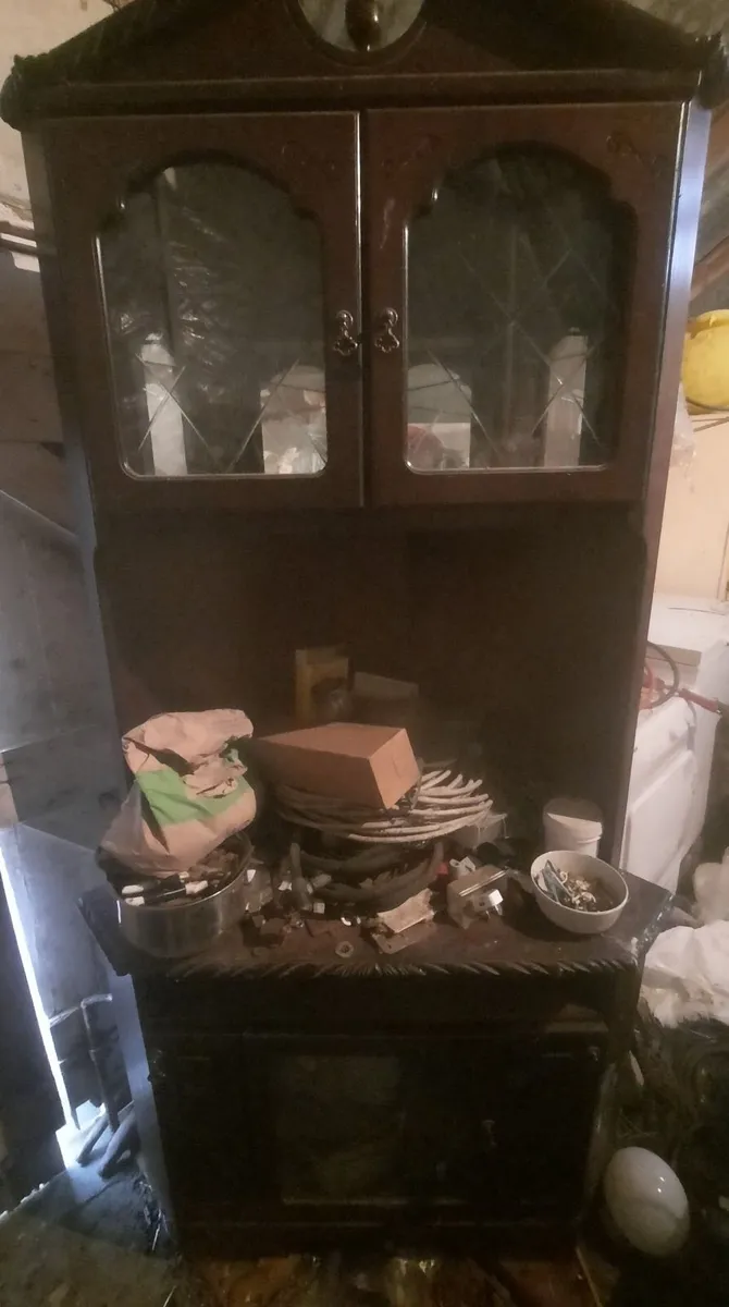 Corner cabinet - Image 1