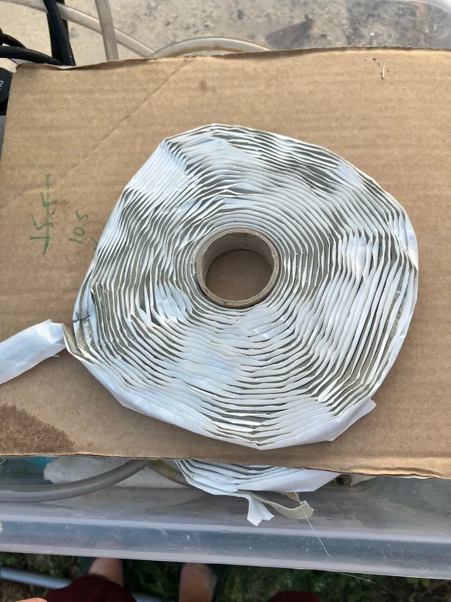 Easy Composites vacuum pump - Image 3
