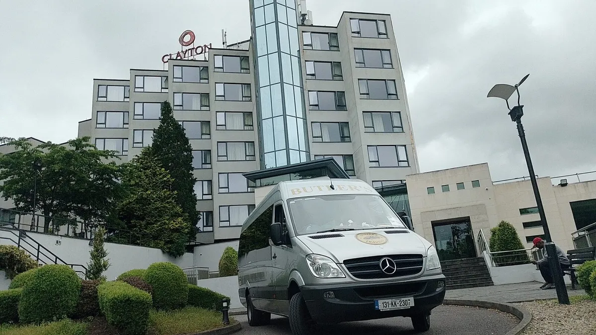 Mercedes Sprinter 16 passenger with boot - Image 1
