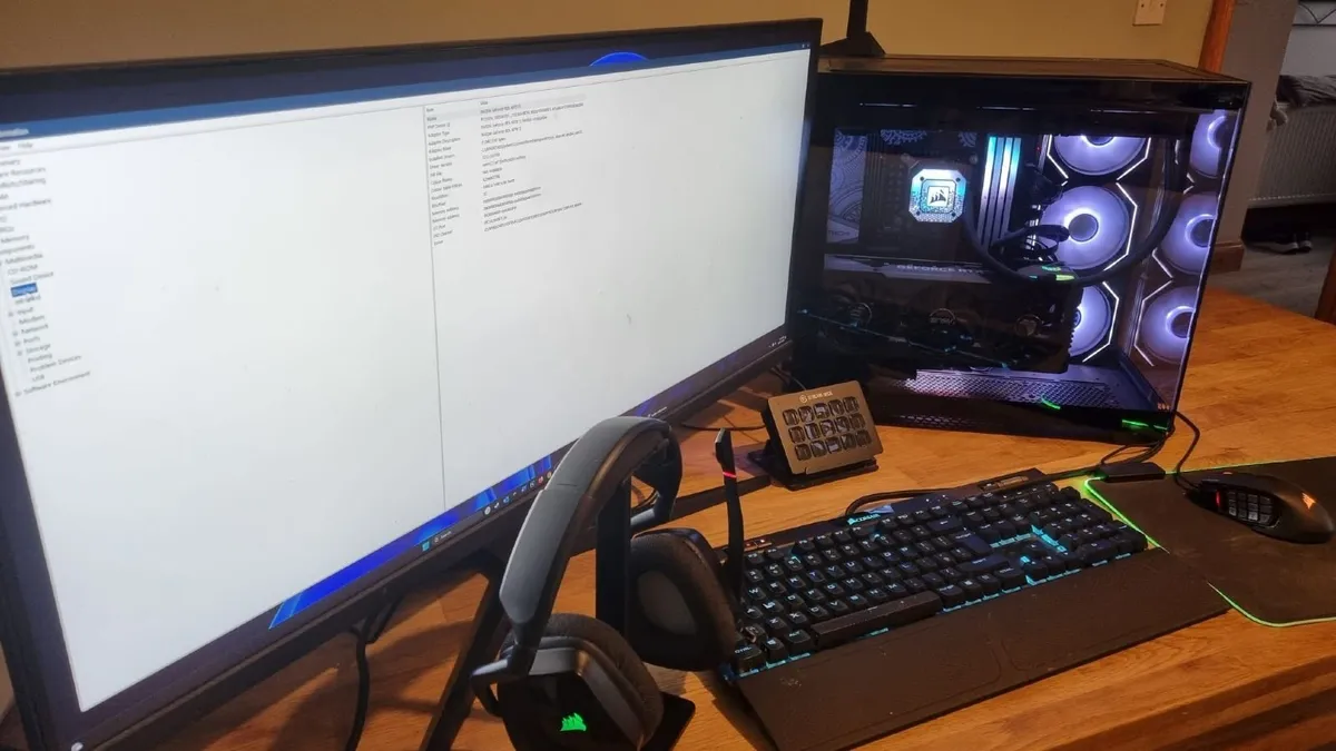 Full Gaming & Streaming Setup - Image 2