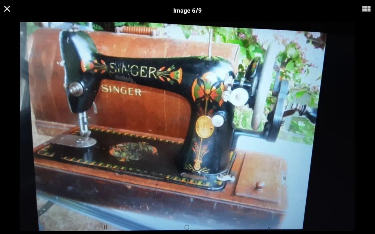 SINGER 66K LOTUS SEWING MACHINE - Image 4