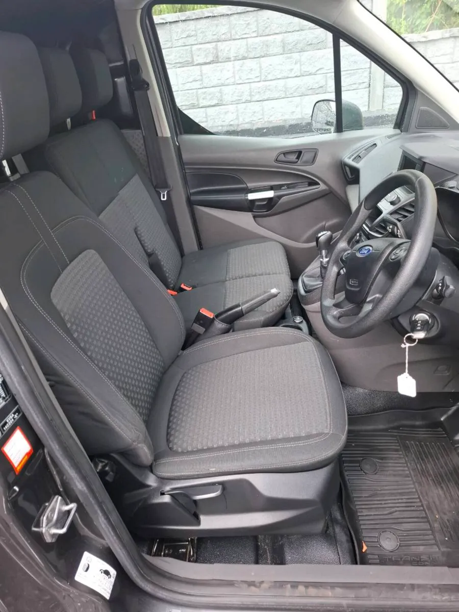 FORD CONNECT VAN - Image 2