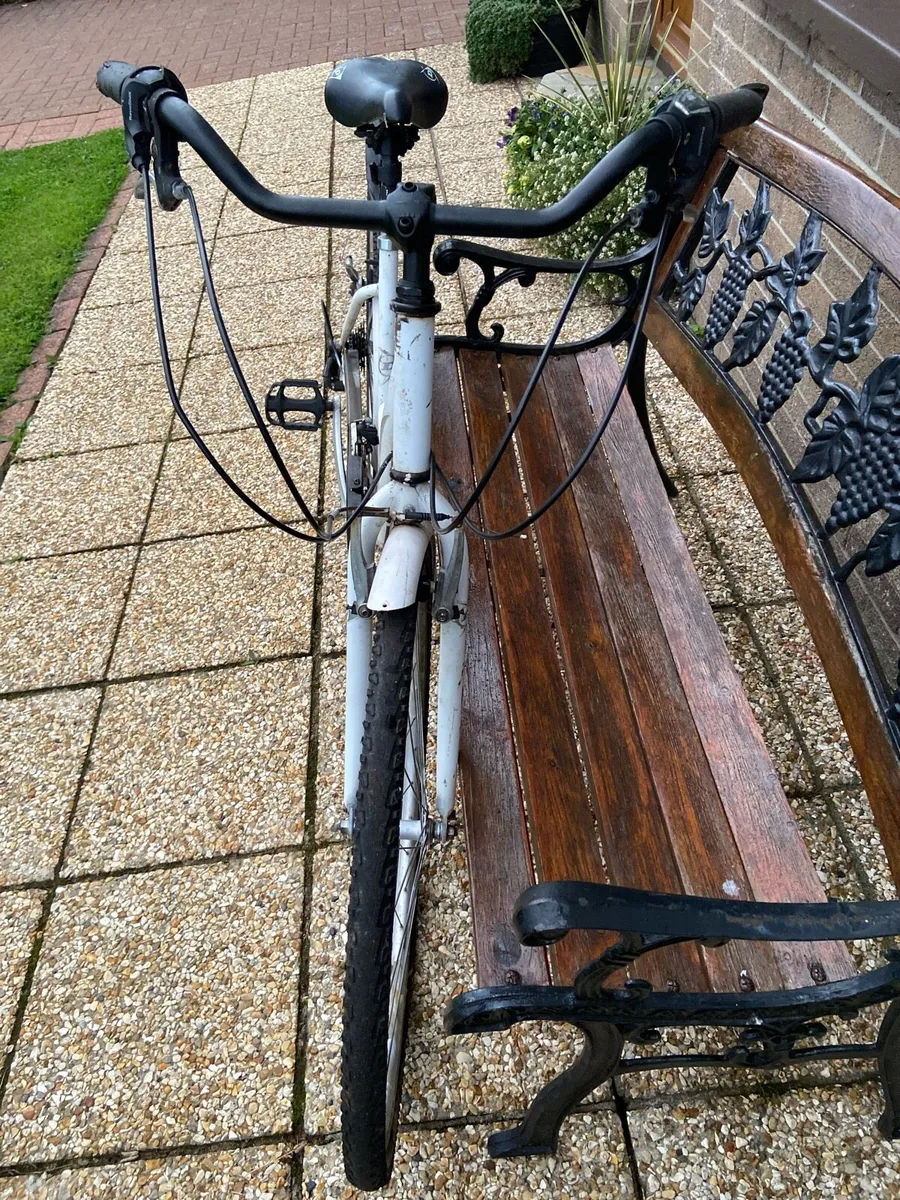 Lady’s. Bicycle - Image 2