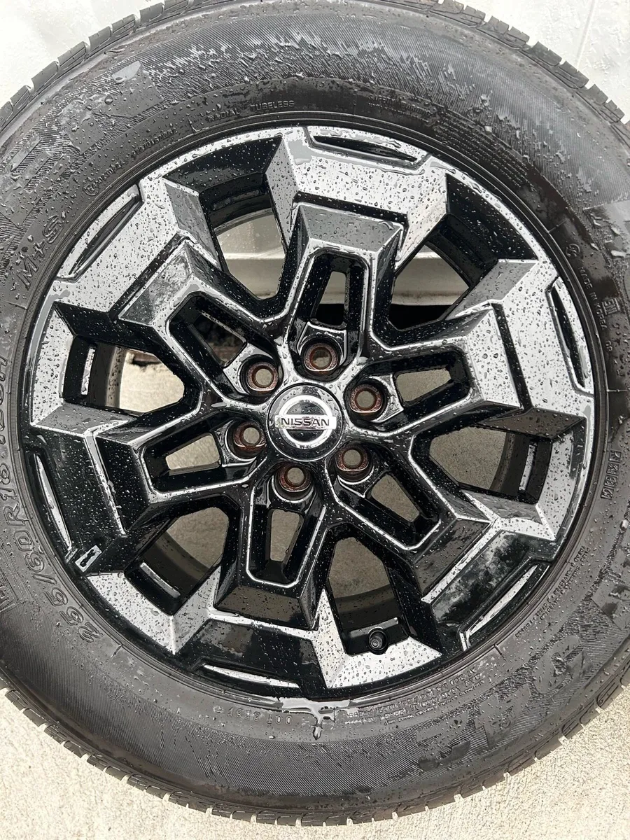 Genuine Nissan Navara 18” Alloy Wheels - Image 4