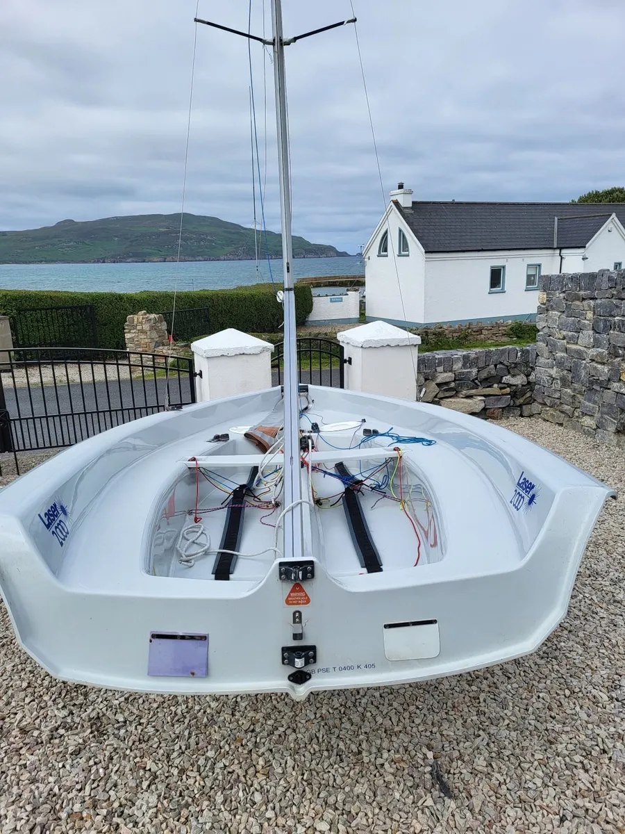Laser 2000 sailing dinghy - Image 2