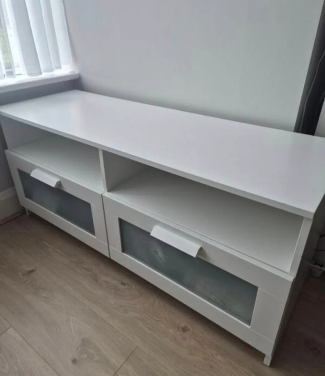 Tv stand - Image 1