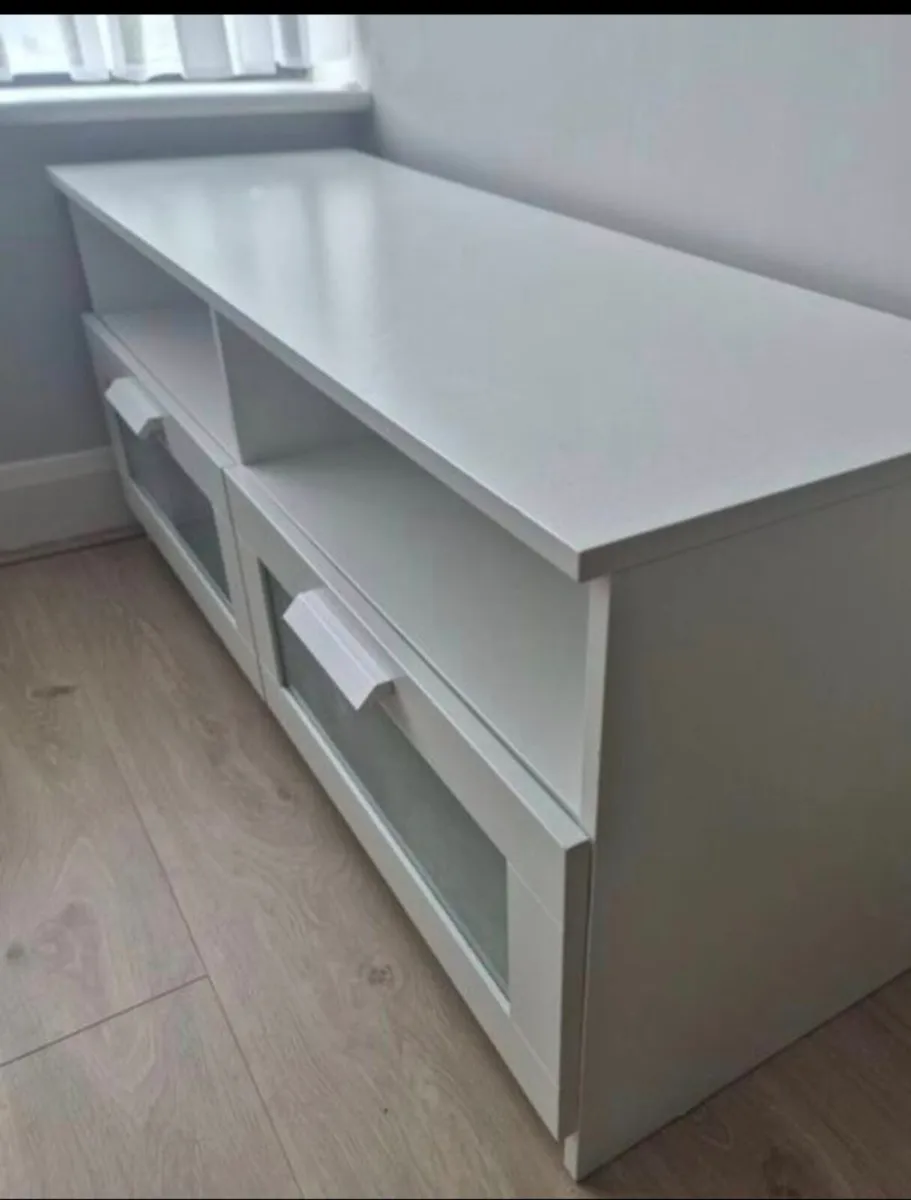 Tv stand - Image 3