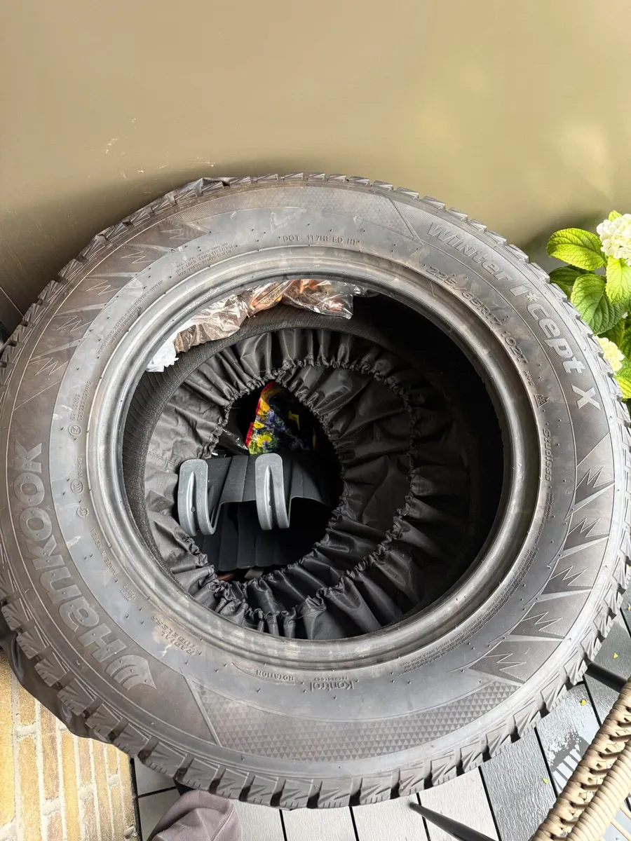 Hankook Winter Tyres 225/65 R17 - Image 4
