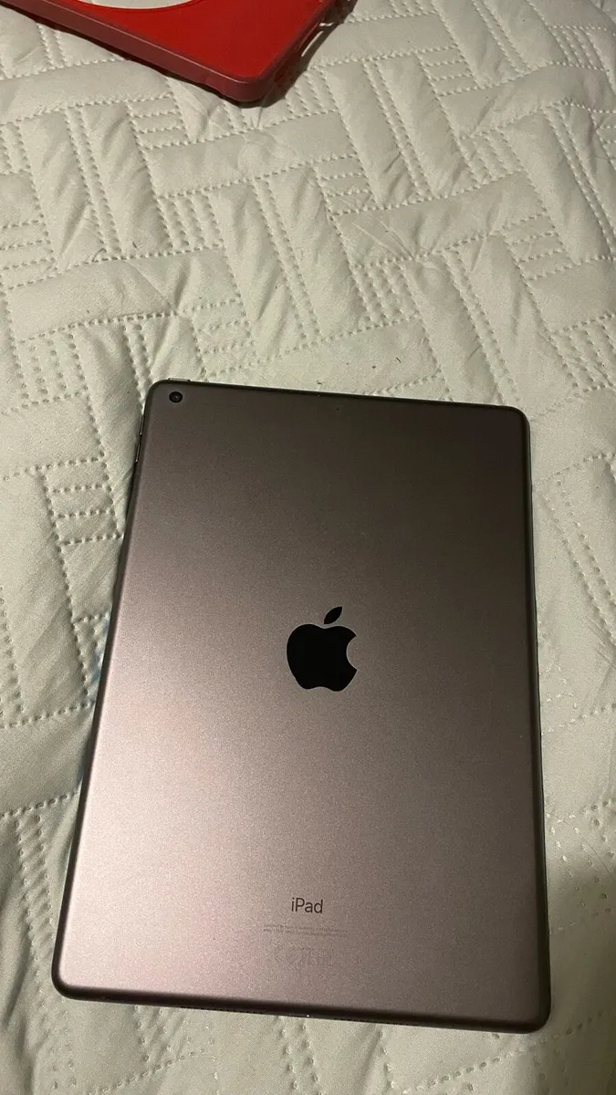 iPad - Image 3