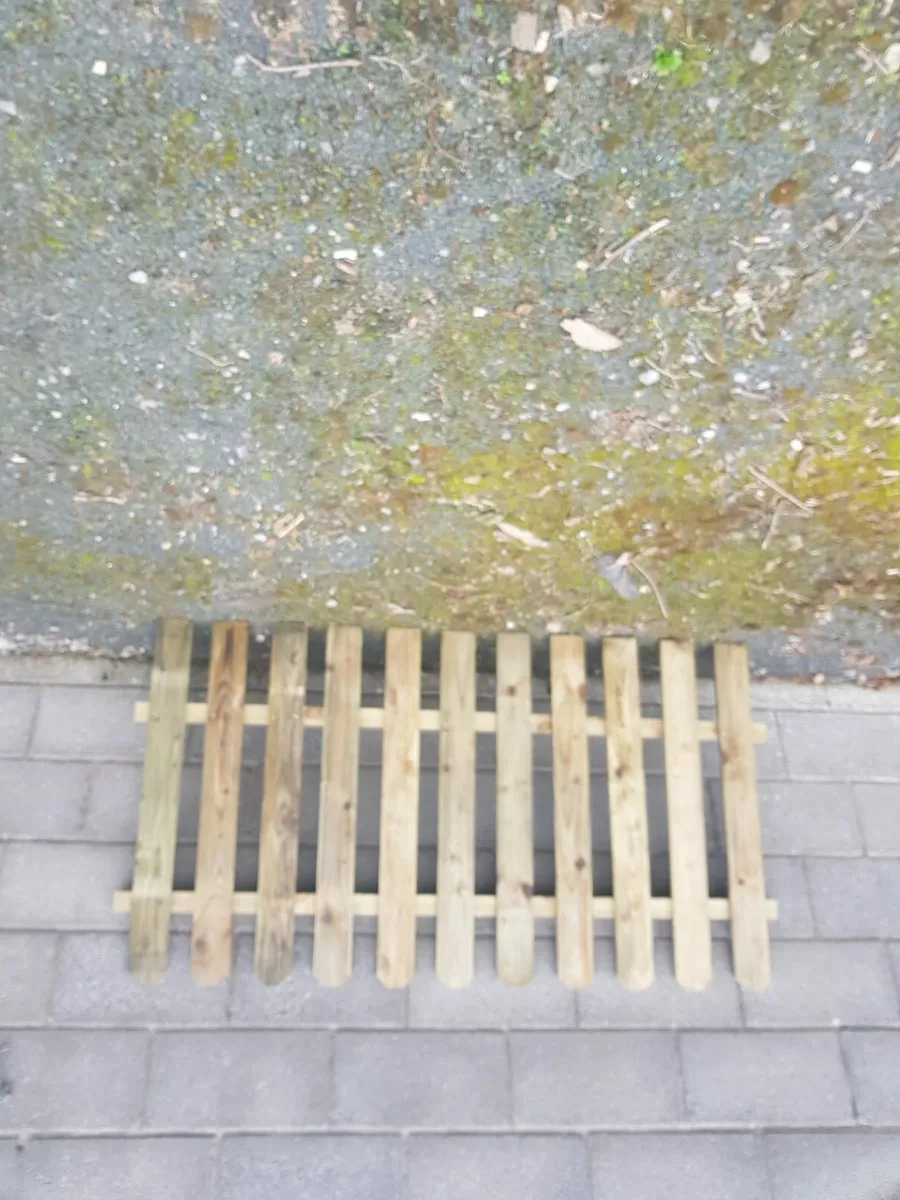 Picket fencing - Image 2
