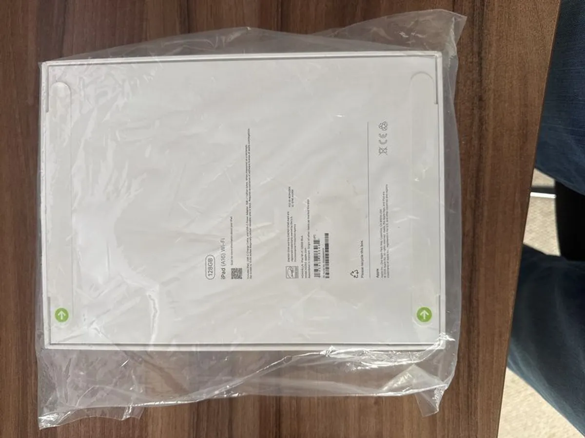 Unopened iPad 11 A16 128gb Blue - Image 3