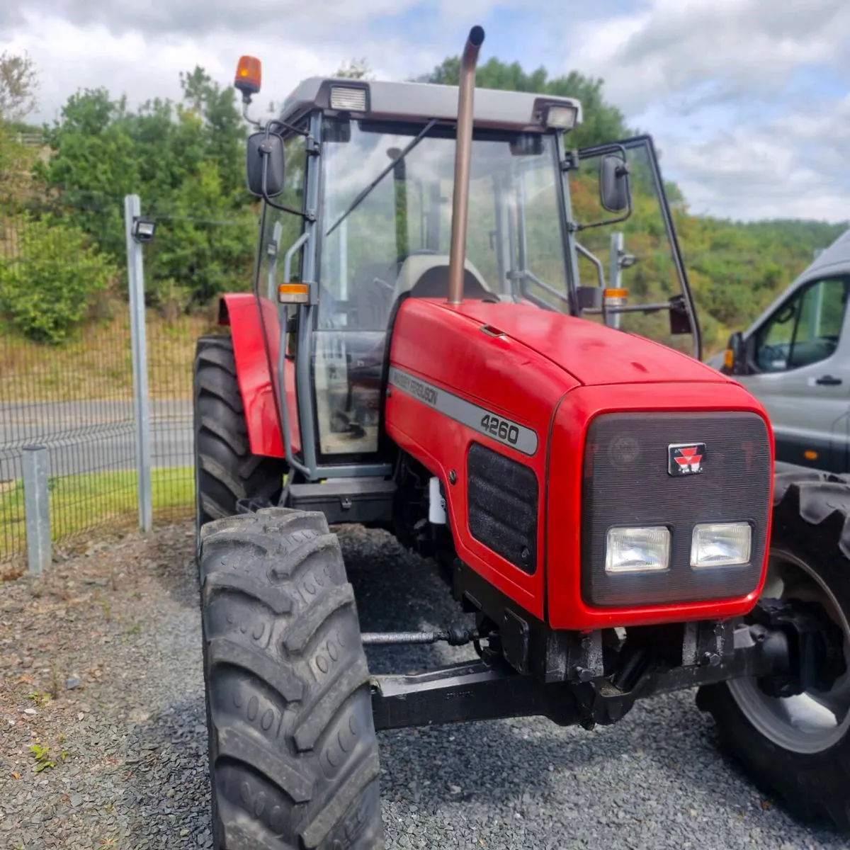 Massey Ferguson 4260 - Image 1