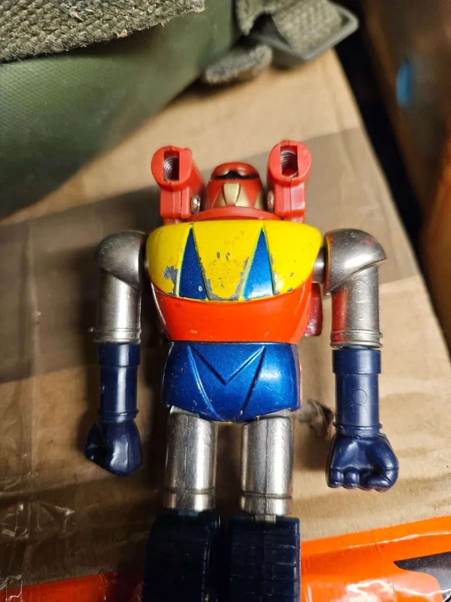 Vintage Shogun Warrior Die-cast - Image 2