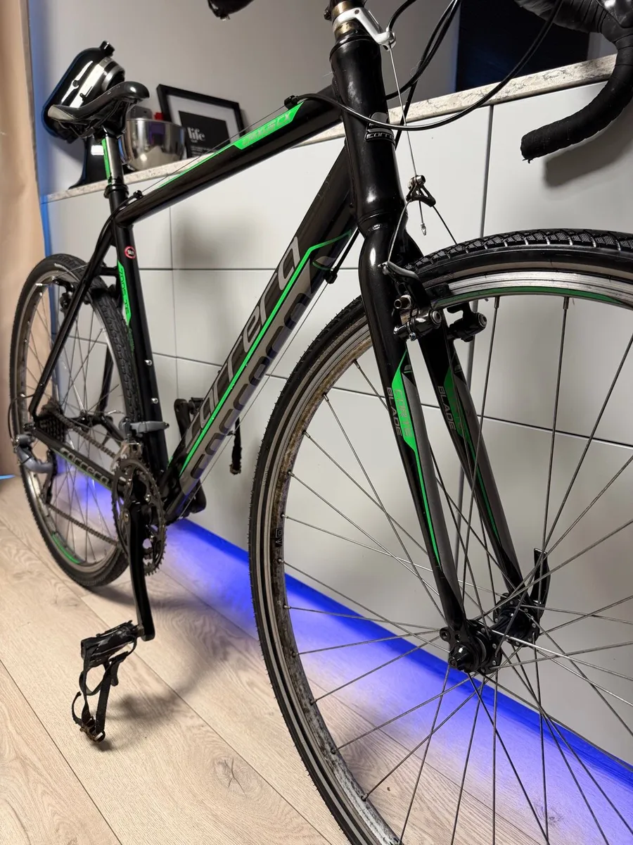 Carrera Crixus CX Gravel Bike - Image 4
