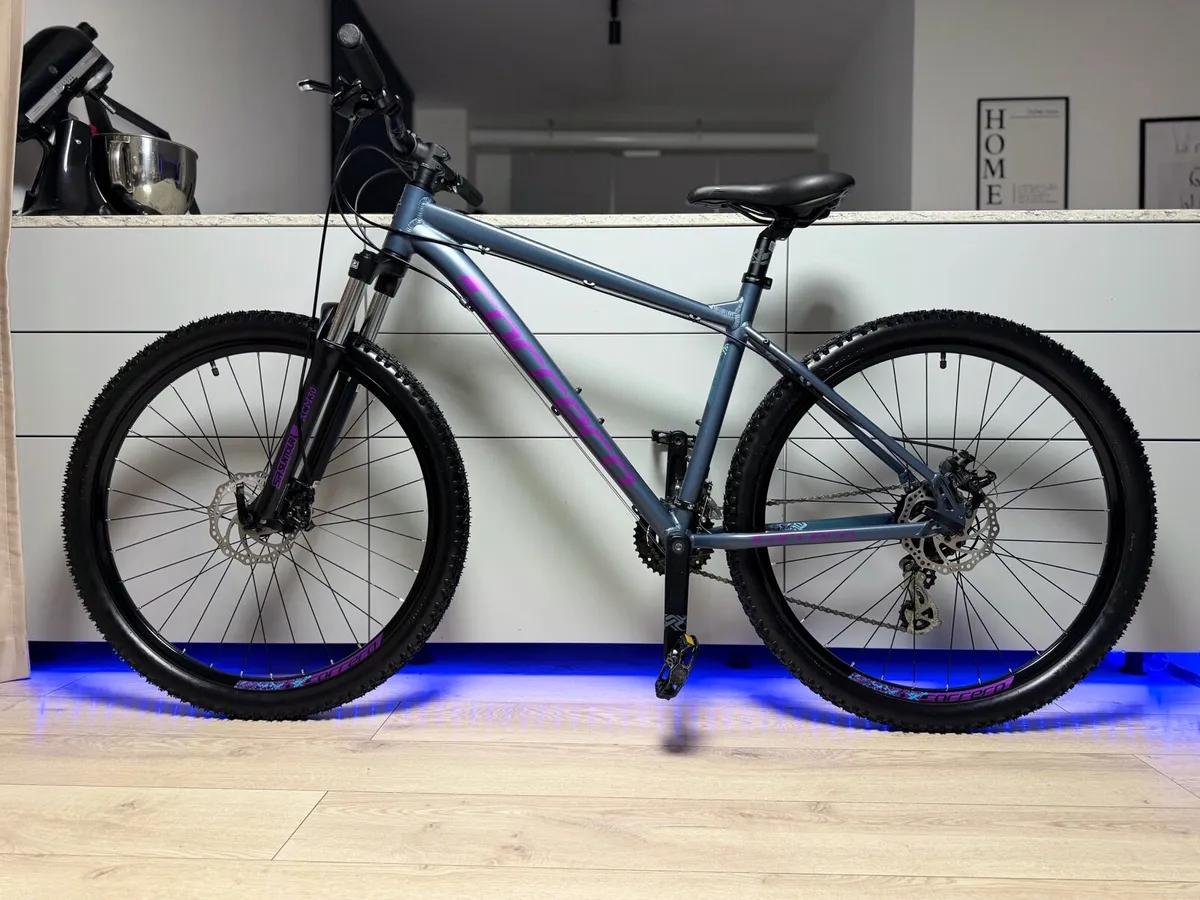 Carrera Vengeance Bike (Like NEW) - Image 2