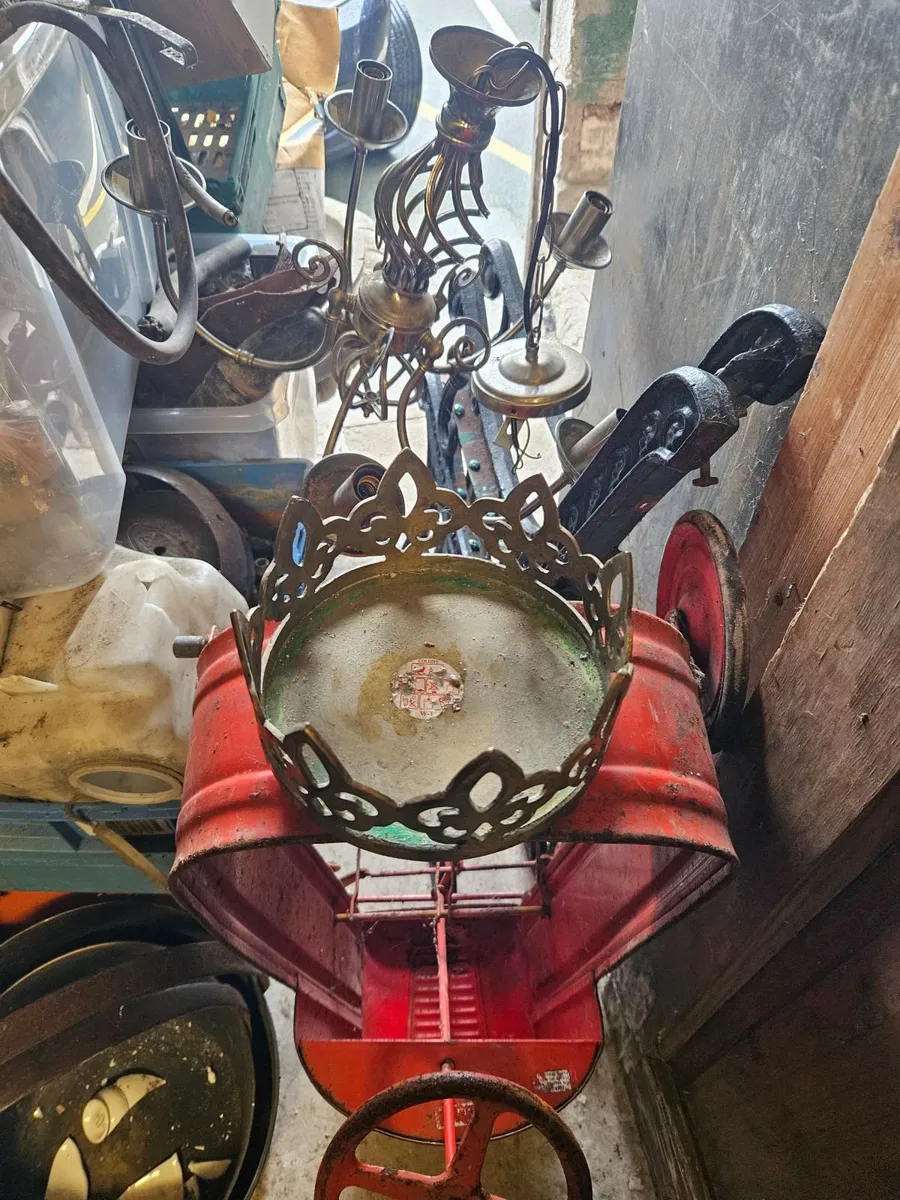 Vintage Brass Stand - Image 3