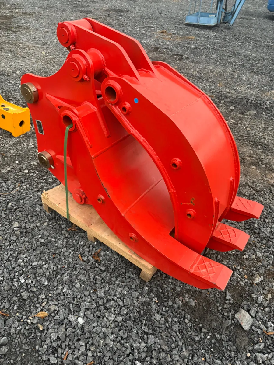 Unused 13t 5 finger hydraulic grab 65mm pin - Image 2