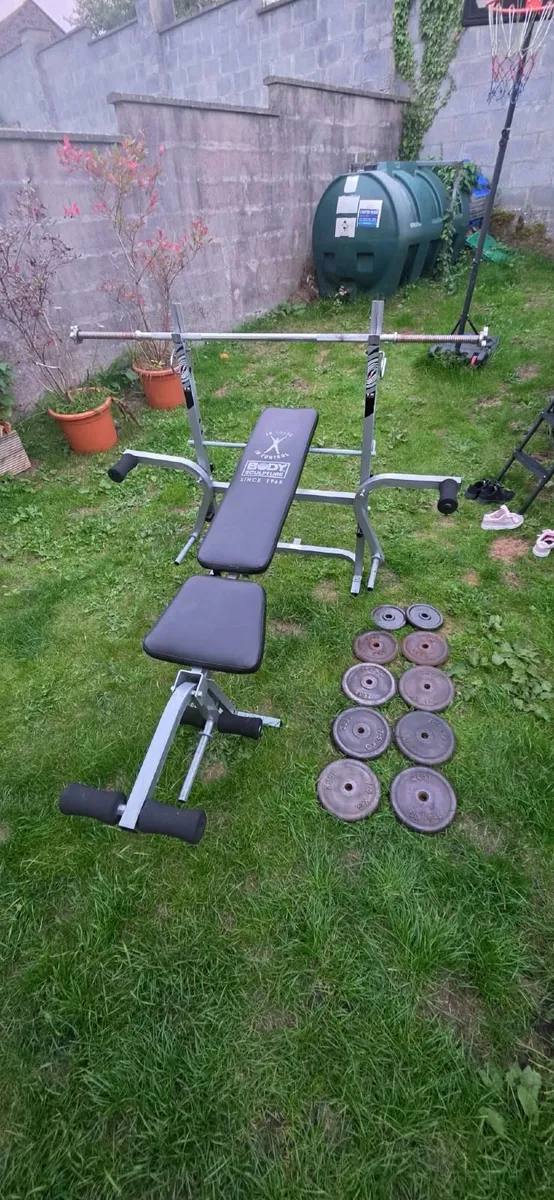 Bench & heavy bar & weights plates 60kg