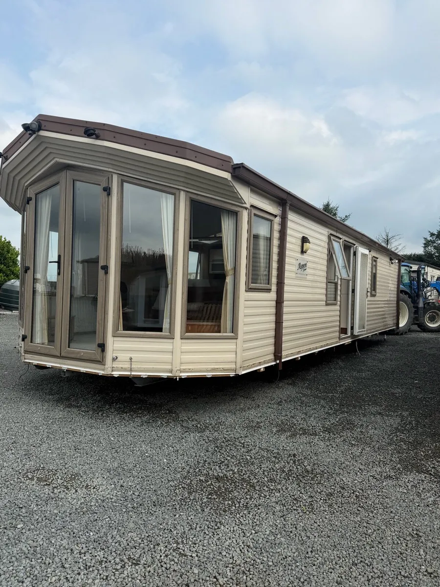 Willerby Aspen Scenic 38 x 12.6/ 2 Bed - Image 1