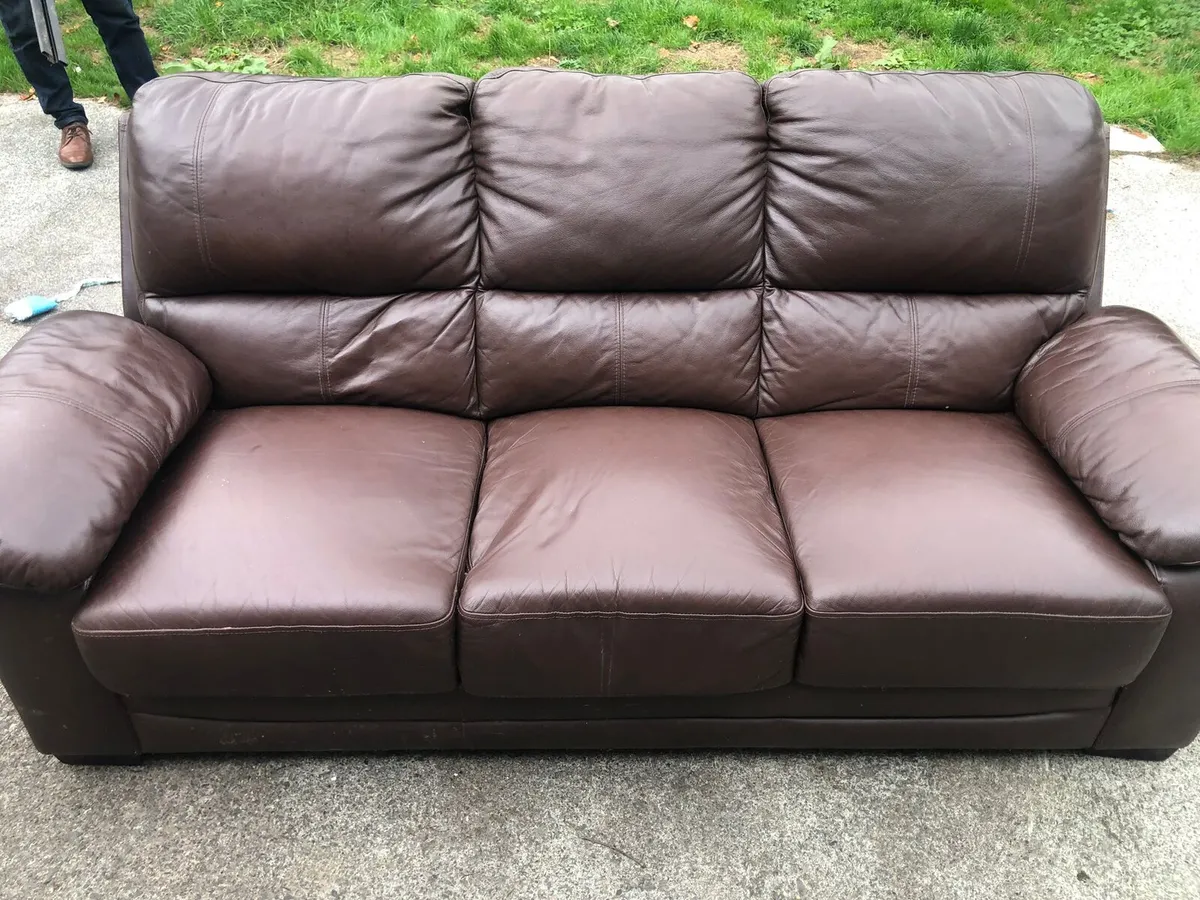 Couch for sale - Image 1