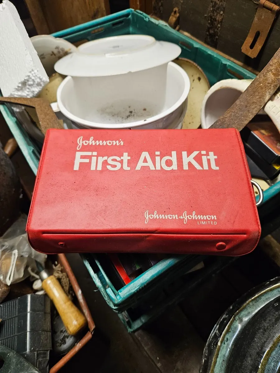 Vintage Johnson and Johnson First Aid Kit - Image 2