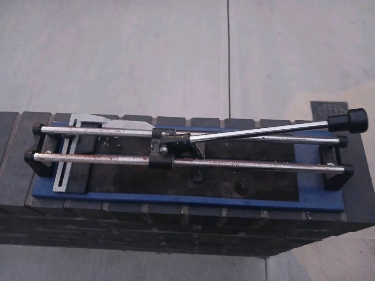 Tile cutter - Image 3