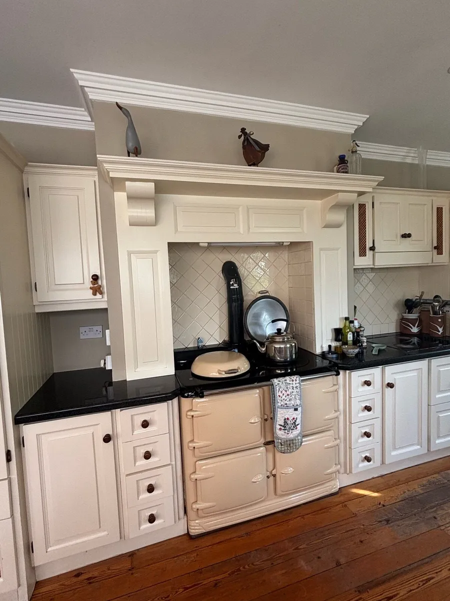 Kitchen, windows, patio doors - Image 3