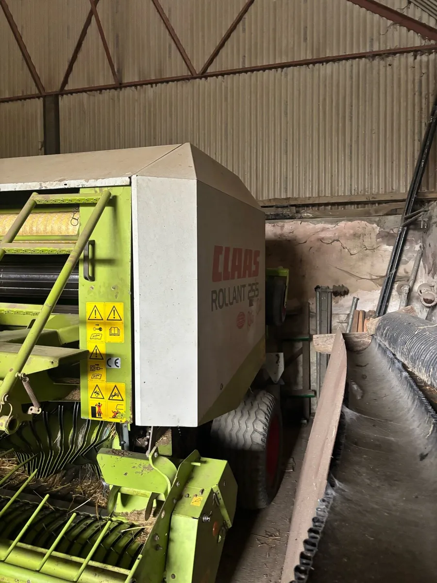 Claas 255 round baler - Image 3