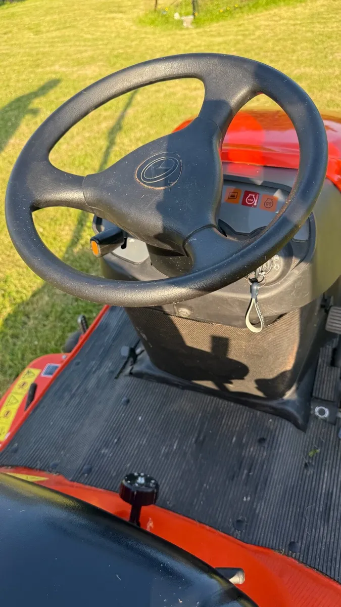 Kubota GR2120 - Image 2