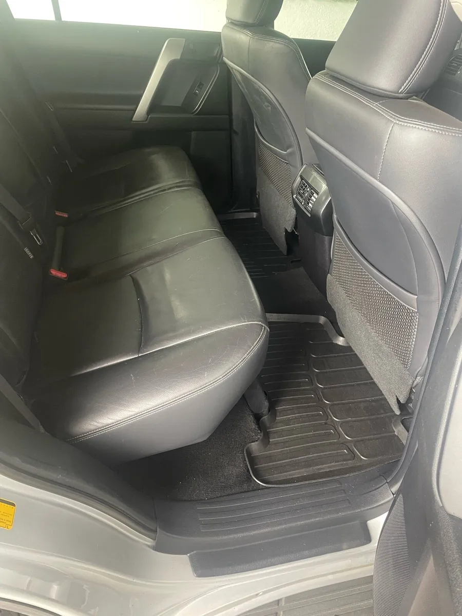 Toyota Landcruiser - Image 3