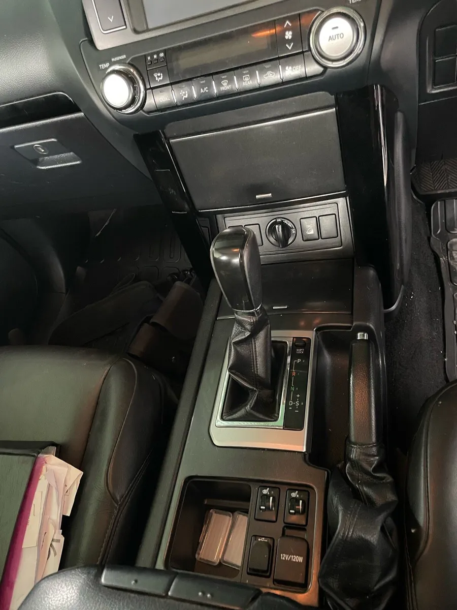 Toyota Landcruiser - Image 4